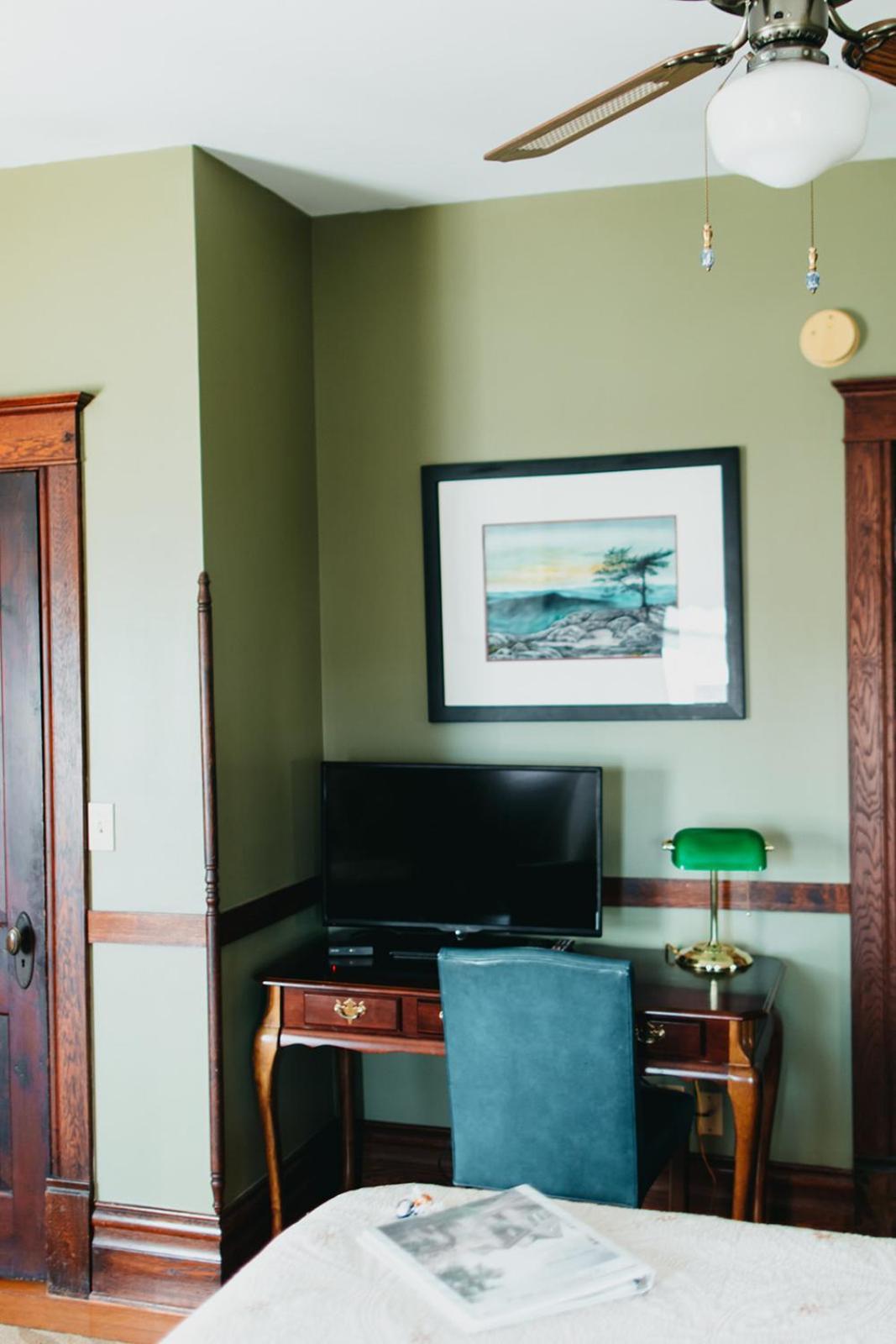 Friendly City Inn B&B Гаррісонбурґ Екстер'єр фото